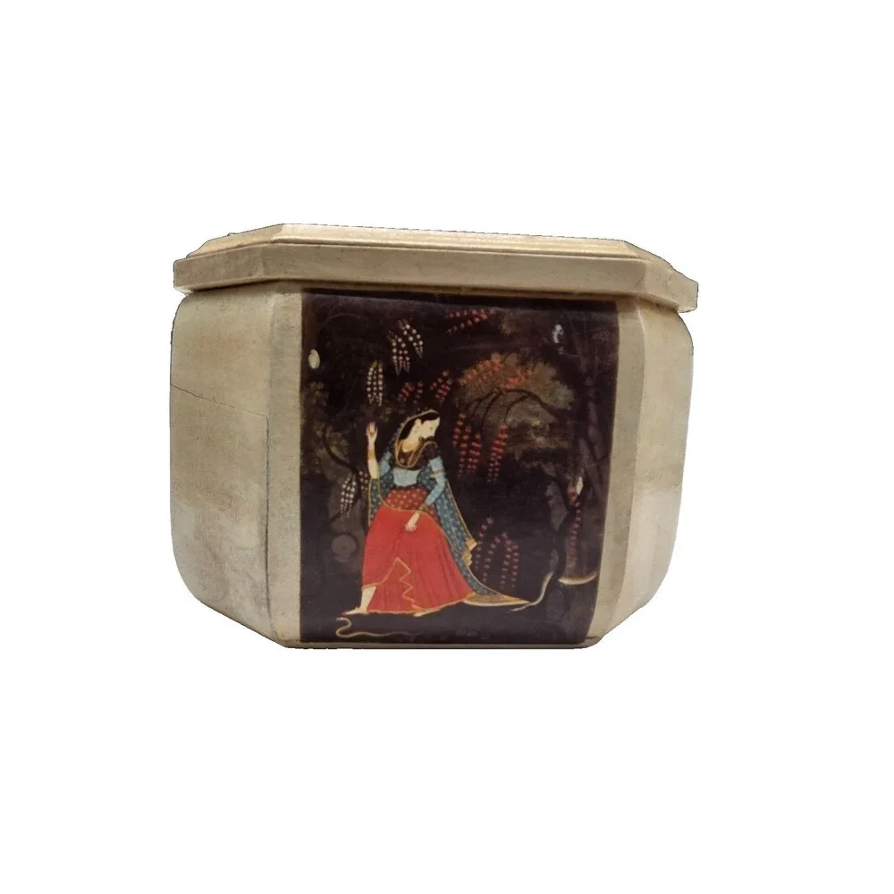 Vintage 1970s Wooden Lacquer Box Purse Indian Motif Felt Lining